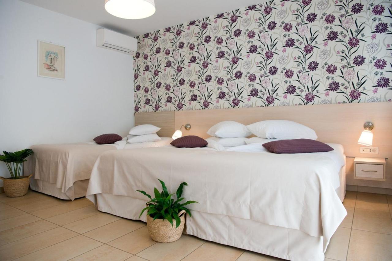 Apartments Sandra Пореч Экстерьер фото